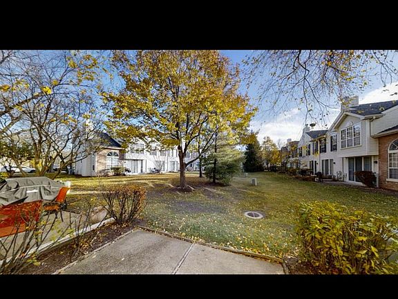 2nd image of 49 N Golfview Ct #49N