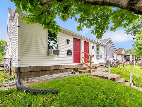 2nd image of 214 N Forest Ave