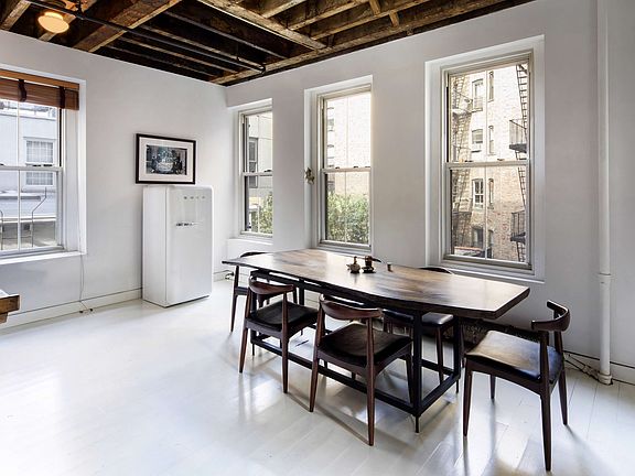 3rd image of 140 Sullivan St APT 3R
