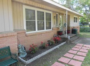 108 S Bock St, Broken Bow, OK 74728