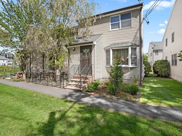 18-18R Reservoir St #10, Brockton, MA 02301