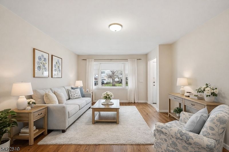 25 Hillside Ter, Livingston, NJ 07039 | Zillow