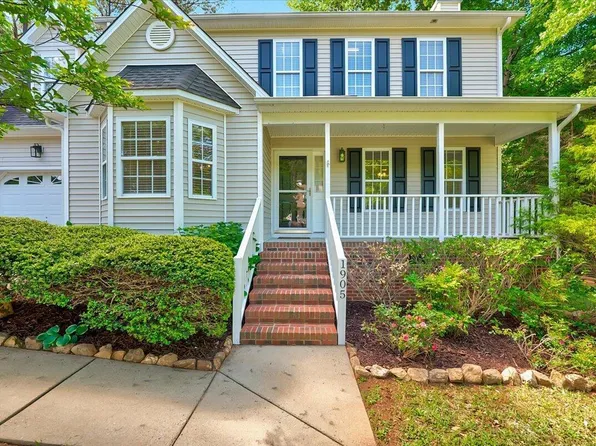 1905 Middle Ridge Dr, Willow Spring, NC 27592
