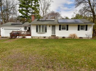 2 Nevins Ave, Enfield, CT 06082