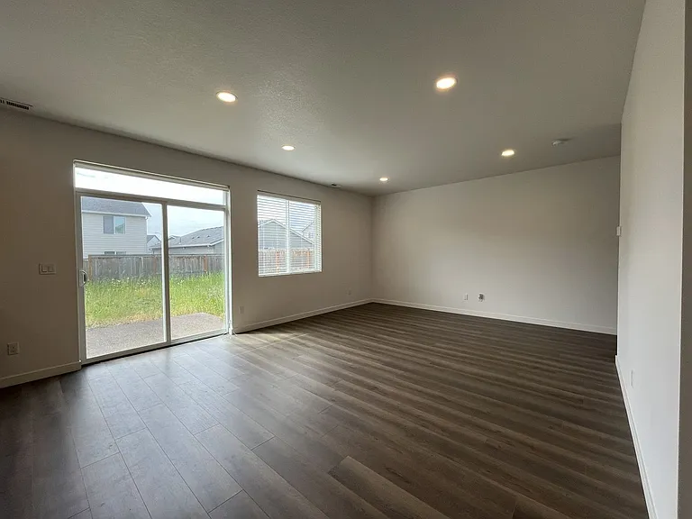 2095 S Heather St — Photo 14