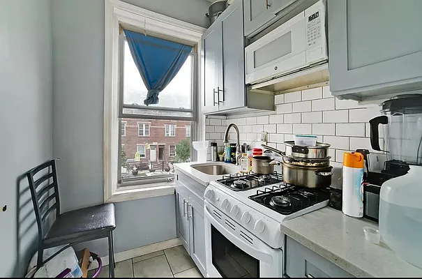 Sold by Highline Residential | media 14