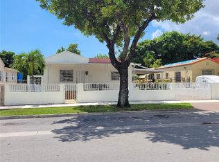 2252 SW 10th St, Miami, FL 33135