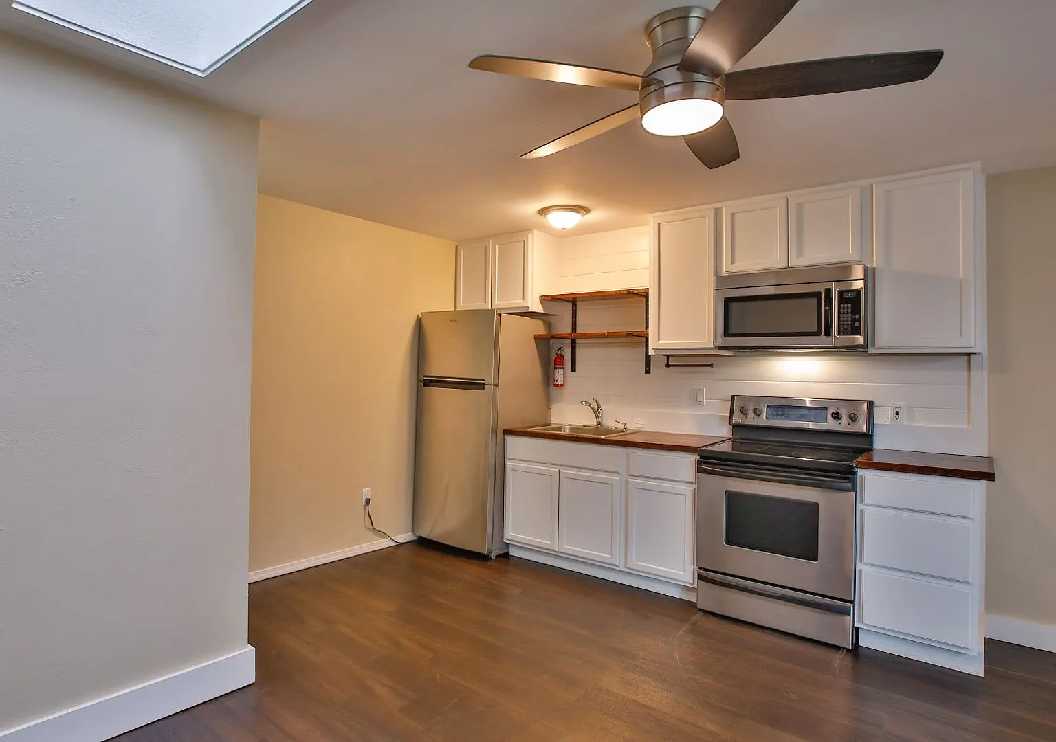 7891 San Juan Avenue — Photo 3
