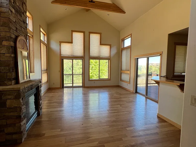 118 River Oaks Ct — Photo 25