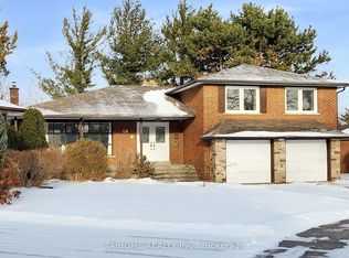 10 Centurion Ct, Toronto, ON M2K 2N4