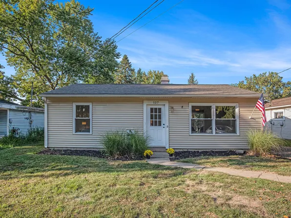 127 76th St SE, Grand Rapids, MI 49508