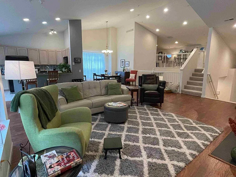3145 Asher Rd — Photo 2