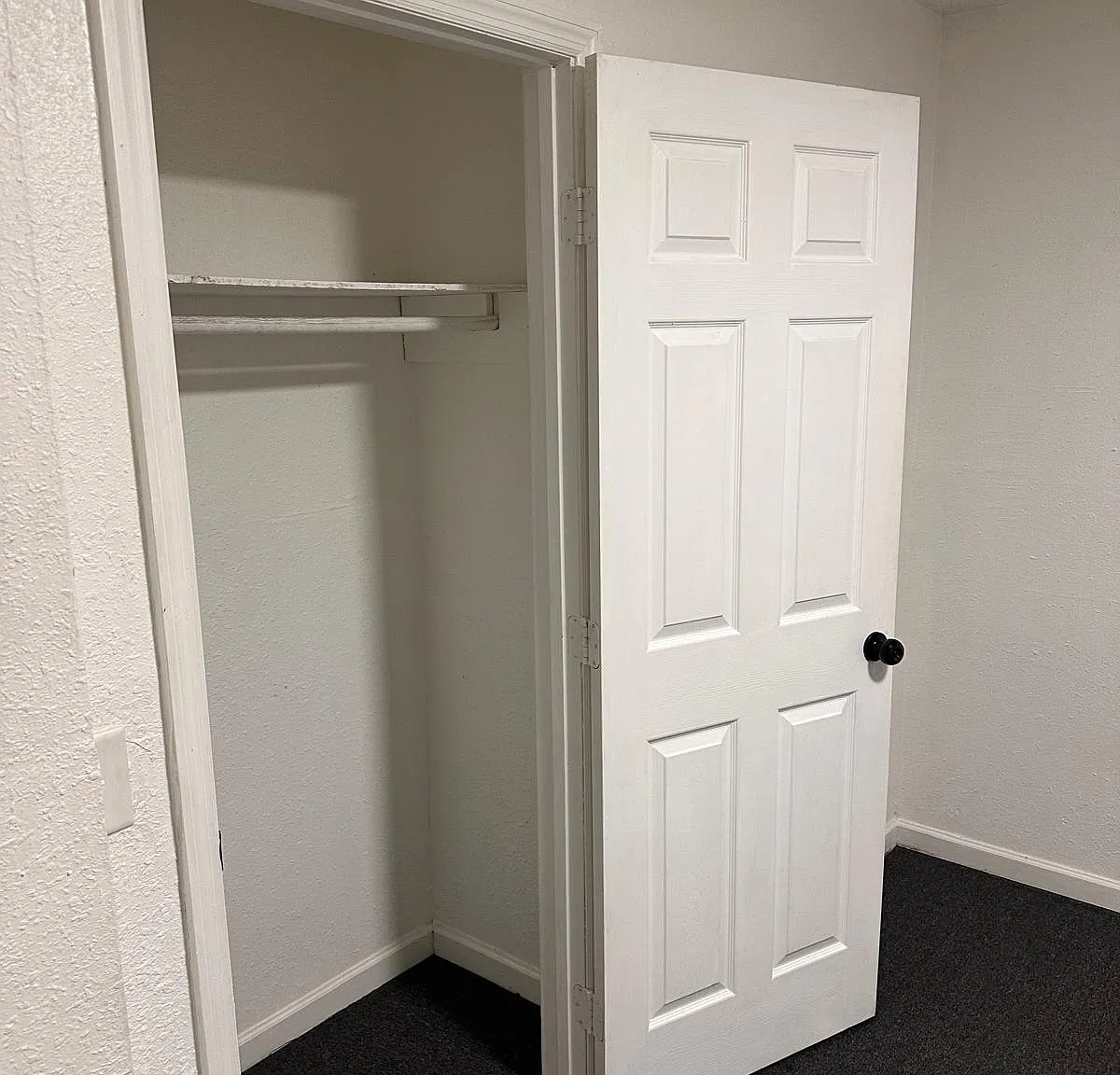 2 bed, $1,250 — Photo 2