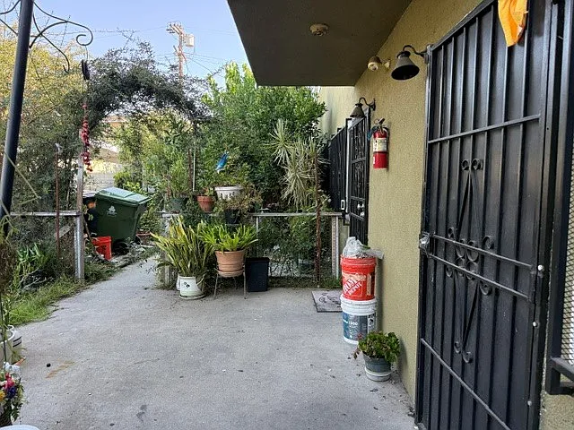 1382 Exposition Blvd #4 — Photo 11