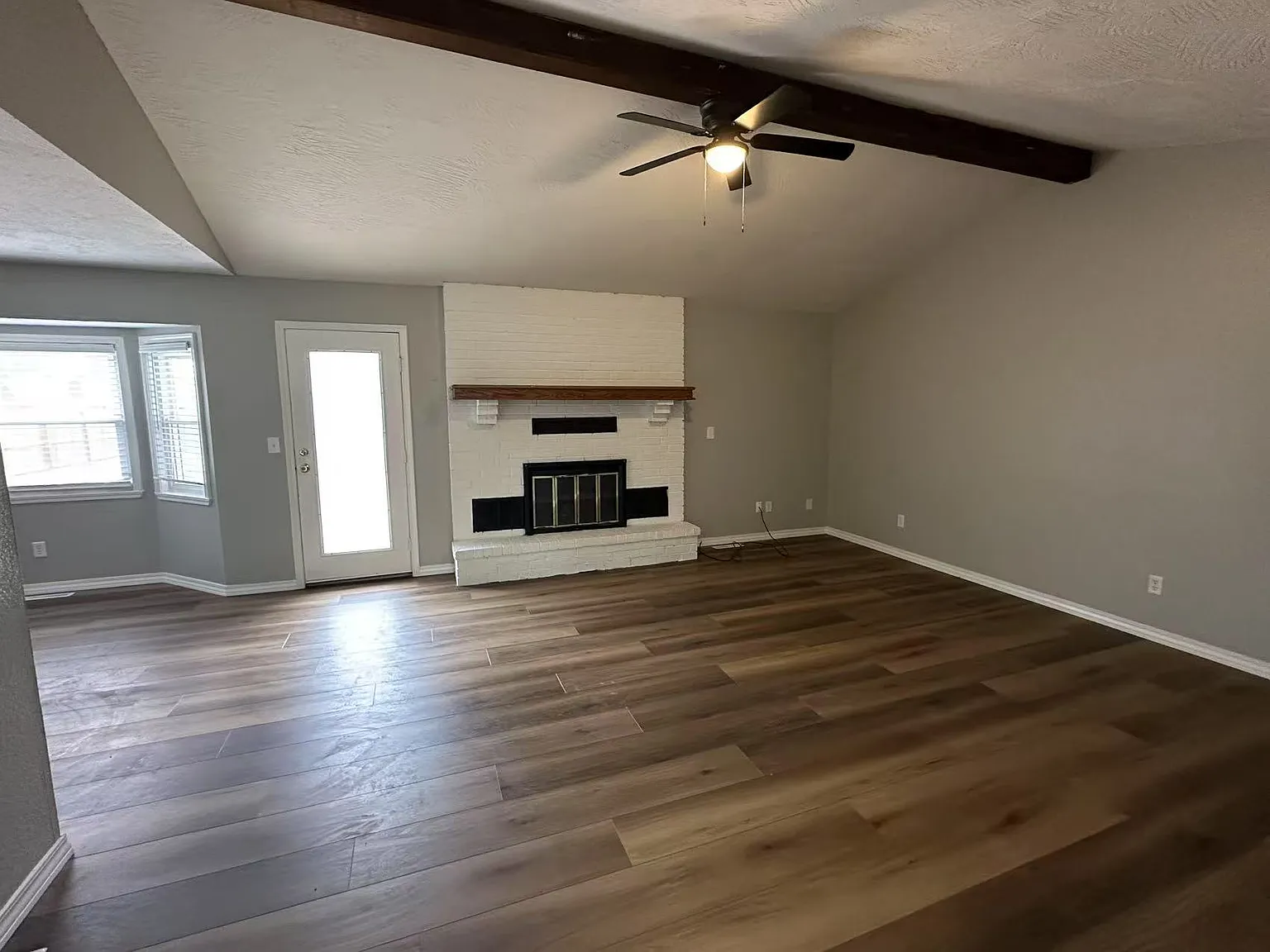 3 bed, 1344 sqft, $1,595 — Photo 3