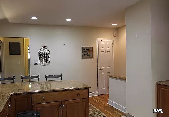 5th image of 2039 E 57th St #105E