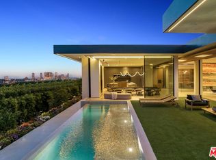 1432 Tanager Way, Los Angeles, CA 90069