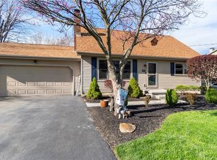 668 Dorchester Dr, Hubbard, OH