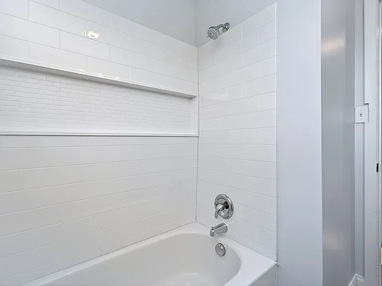 5345 Middlebury Rd — Photo 14