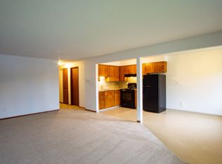 6300 E Burnside St APT 1, Portland, OR 97215
