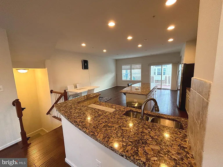 13312 Waterford Hills Blvd — Photo 12