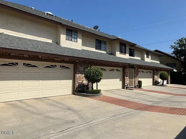 Building Photo - 838 Fairview Ave #G
