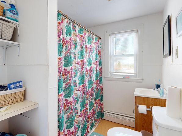 lewiston-maine-120628222 picture