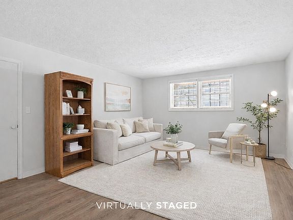 2nd image of 175 Malabu Dr APT 50