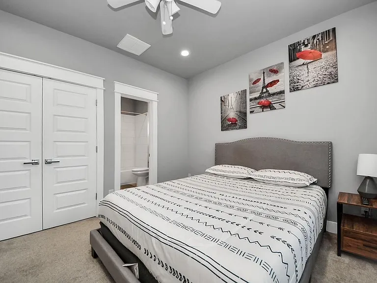 425 Gregg St — Photo 17