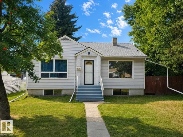 12130 124th St NW, Edmonton, AB T5L 0M9