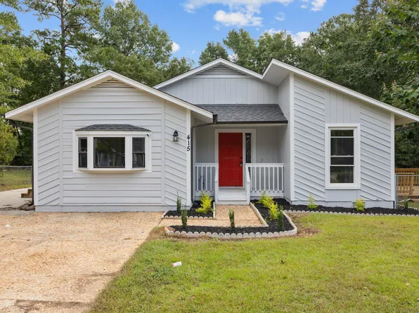 415 Offing Dr, Fayetteville, NC 28314