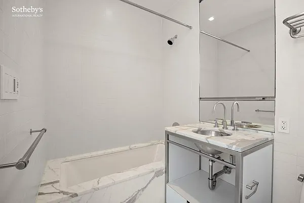 Rented by Sotheby's International Realty | media 25