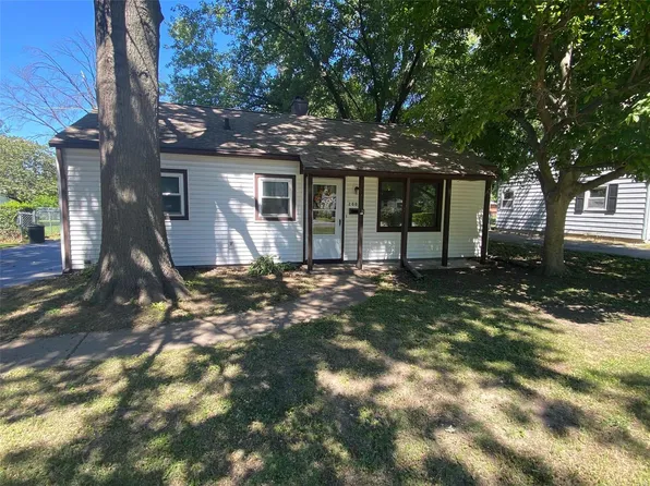 2005 Richmond Ave, Granite City, IL 62040