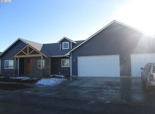307 SW Desert Sky Dr, Hermiston, OR 97838