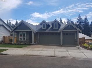 19724 Orchard Grove Dr, Oregon City, OR