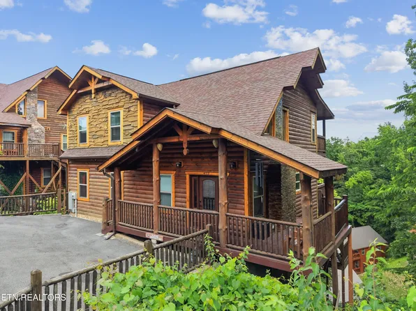 452 Alpine Mountain Way, Pigeon Forge, TN 37863