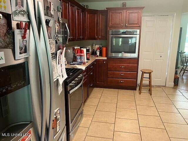 2nd image of 6222 Shady Creek Dr