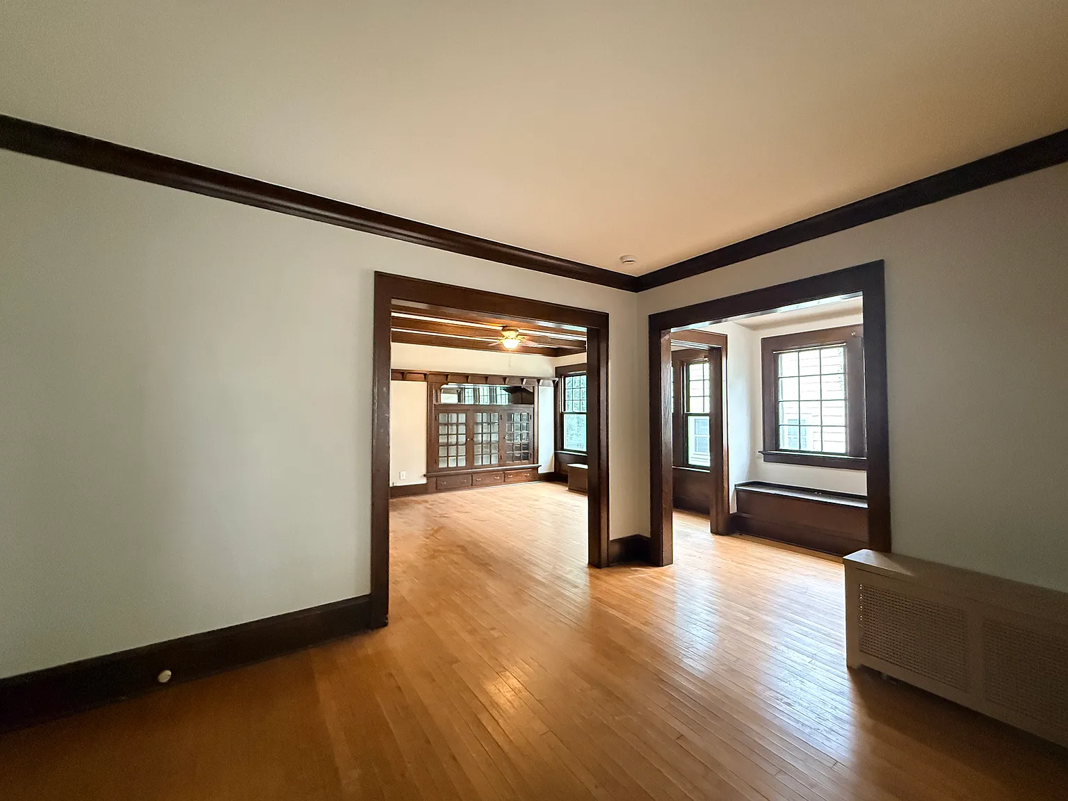 3 bed, 1200 sqft, $1,795 — Photo 4