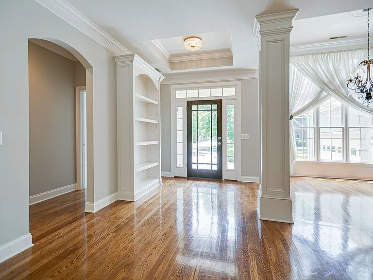 143 Gardenia Way — Photo 2