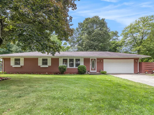 820 Jones St, Marshall, MI 49068