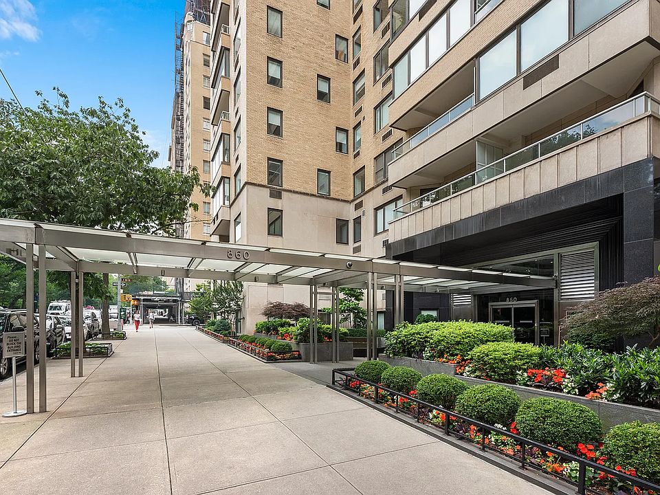 1st image of 860 5th Ave APT 8F