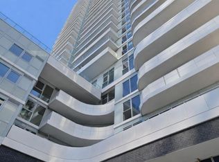 1010 Sandy Beach Rd #1105, Pickering, ON L1W 3X5