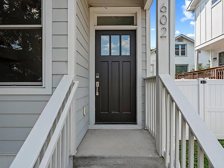 602 Douglas Ave — Photo 2
