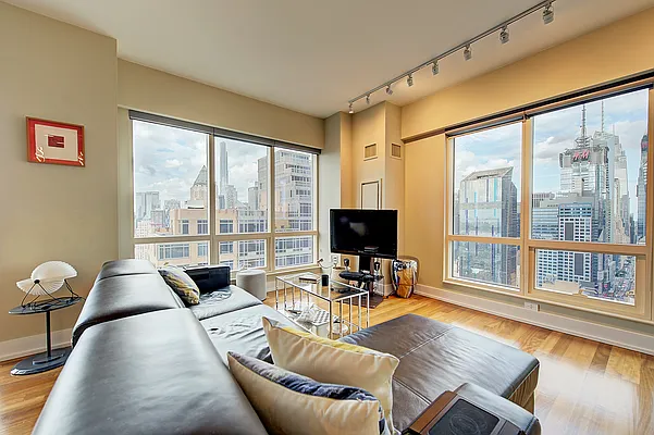 Sold by Keller Williams Realty Landmark II | media 3