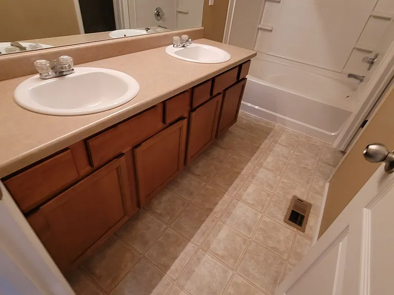 7323 Bentwater Dr — Photo 15