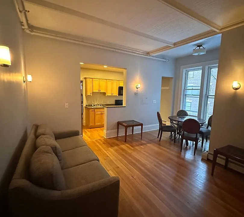 249 North St