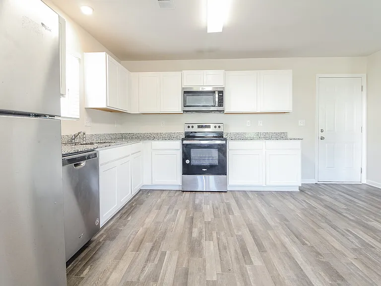 17 Carters Green Dr — Photo 7