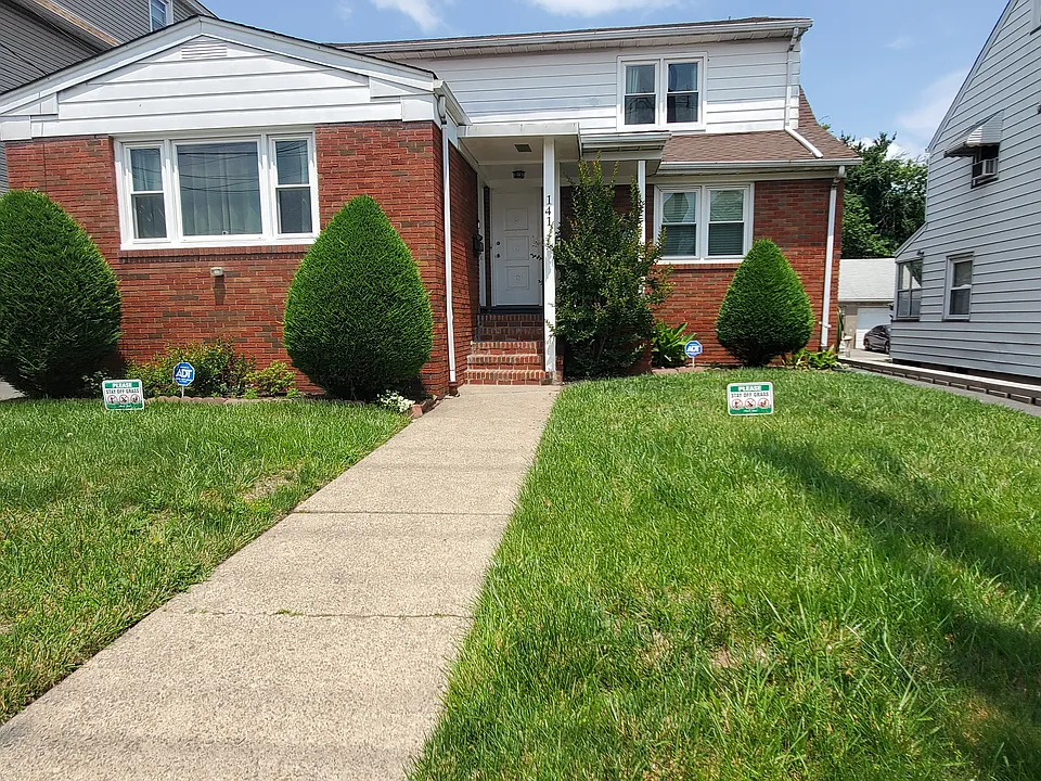 141 Alabama Ave #2