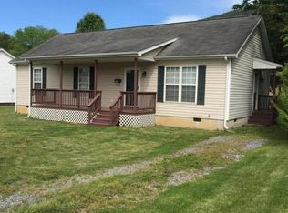 1444 Maple Ave, Buena Vista, VA 24416