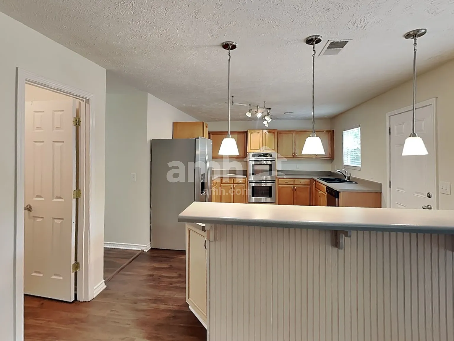 3 bed, 3.0 bath, 2736 sqft, $2,595 — Photo 4